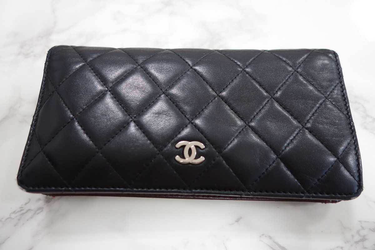 CHANEL　パイピング長財布