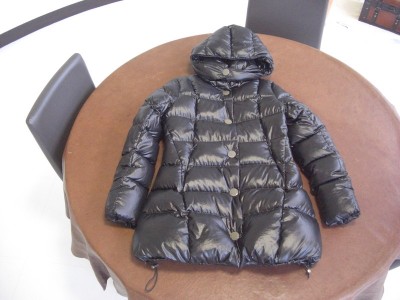 タトラスダウン黒への染め替え（ベージュ⇒黒）