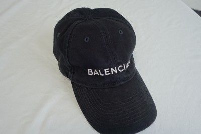 BALENCIAGA（バレンシアガ）キャップのお染め直し