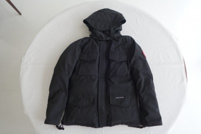 カナダグースダウンウェアの部分染色