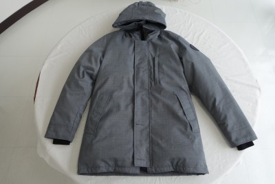 カナダグースダウンウェア（CRESTON）ウェットクリーニング