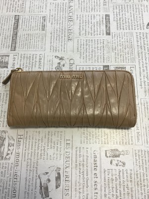 ミュウミュウマテラッセ財布　クリーニング