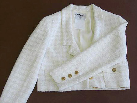 【After】生地のごわつきなども、水洗いとトリートメント効果で滑らかになります。