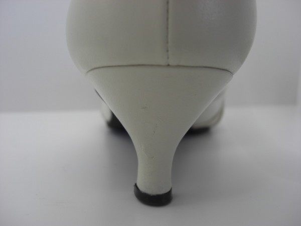 【After】ヒールのキズ