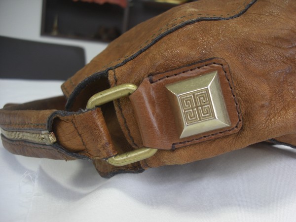 【After】ジバンシーバッグ根元作成