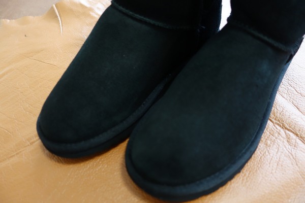 天候の悪い日の着用はお控えくださいませ。