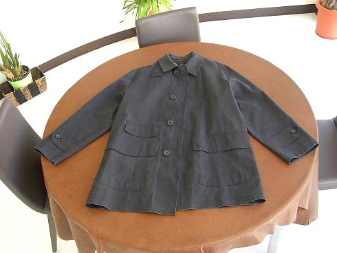 【After】ゴム引きコートの色褪せは部分染色で目立たなくすることが可能です