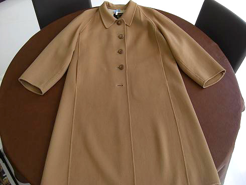 【After】ドライクリーニングで光沢が無くなったものもよみがえります