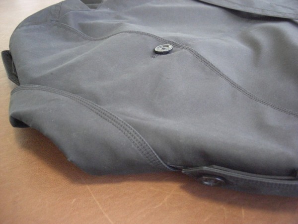 綿素材の色褪せは染め直して改善致します