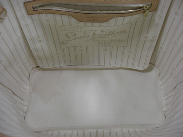 【Before】アイスのシミ