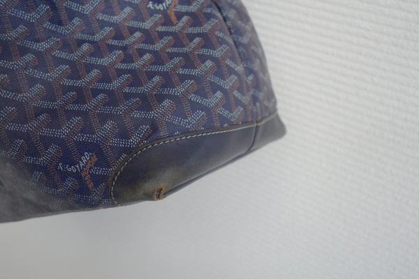 【Before】底角革の破れ