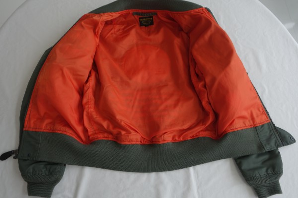 AVIREX L-2Bジャケット：裏地