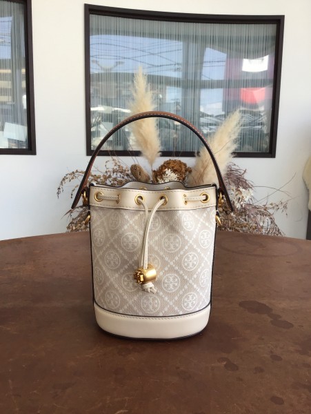 【before】正面側